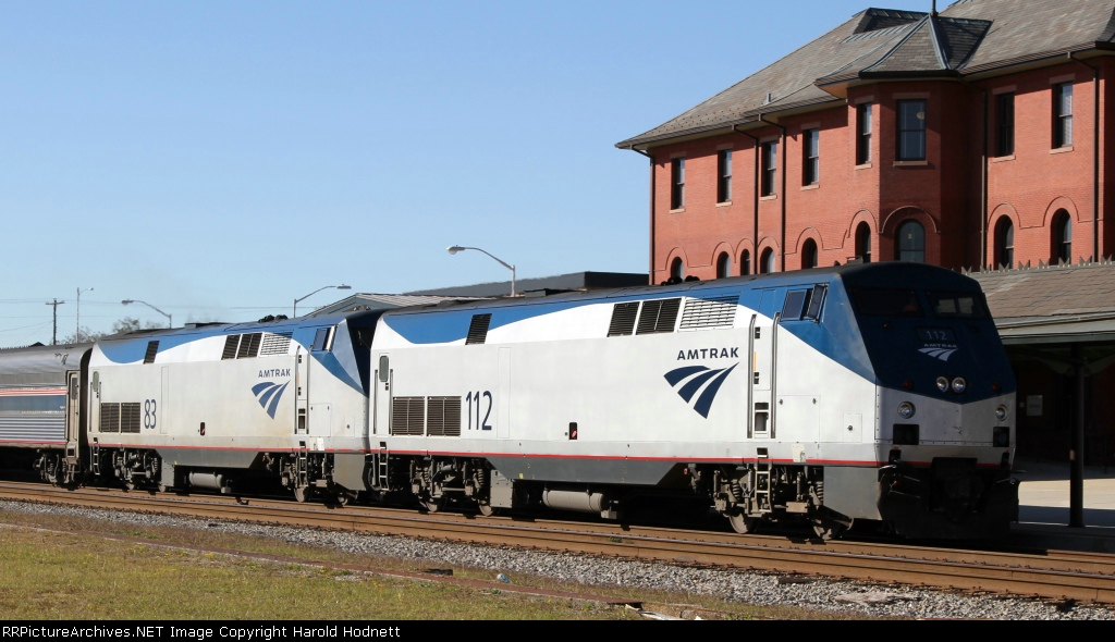 AMTK 112 & 83 bring train 92 into the station